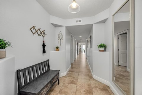 Condo in Cape Canaveral, Florida, 3 bedrooms  № 2109770 - photo 4