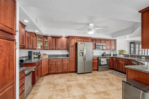 Condo in Cape Canaveral, Florida, 3 bedrooms  № 2109770 - photo 5