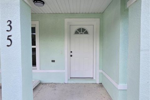House in Ocklawaha, Florida 3 bedrooms, 121.7 sq.m. № 2226013 - photo 8