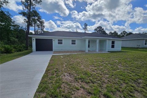 House in Ocklawaha, Florida 3 bedrooms, 121.7 sq.m. № 2226013 - photo 5