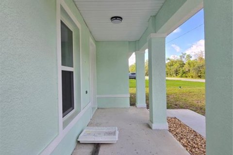 House in Ocklawaha, Florida 3 bedrooms, 121.7 sq.m. № 2226013 - photo 10
