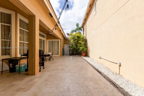 Villa ou maison à vendre à Coral Springs, Floride: 3 chambres, 152.08 m2 № 2076582 - photo 13