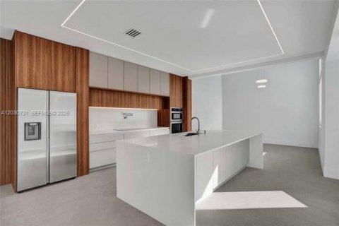 Casa en alquiler en Weston, Florida, 5 dormitorios, 309.46 m2 № 2077599 - foto 5