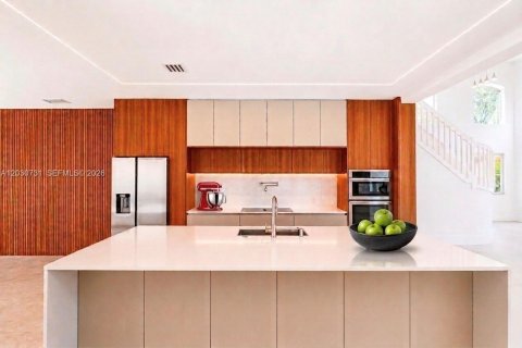 Casa en alquiler en Weston, Florida, 5 dormitorios, 309.46 m2 № 2077599 - foto 4