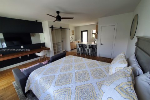 Снять в аренду виллу или дом в Майами, Флорида 46.45м2, № 2035643 - фото 17