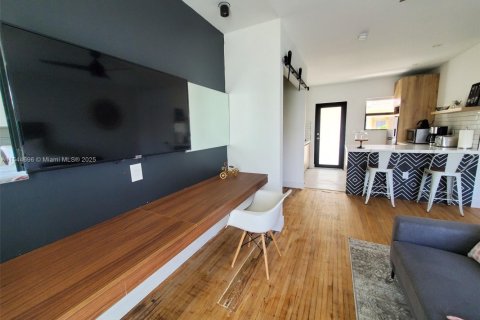 Снять в аренду виллу или дом в Майами, Флорида 46.45м2, № 2035643 - фото 16