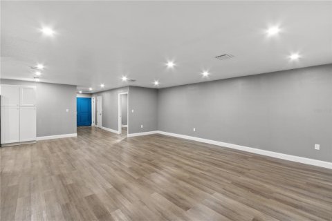 Villa ou maison à louer à Kissimmee, Floride: 3 chambres, 210.89 m2 № 1344615 - photo 14