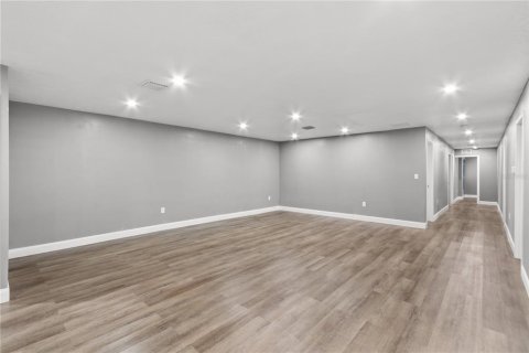 Villa ou maison à louer à Kissimmee, Floride: 3 chambres, 210.89 m2 № 1344615 - photo 13
