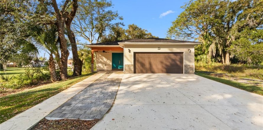 Villa ou maison à Kissimmee, Floride 3 chambres, 210.89 m2 № 1344615