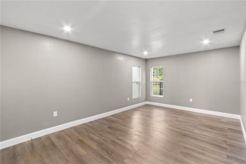 Villa ou maison à louer à Kissimmee, Floride: 3 chambres, 210.89 m2 № 1344615 - photo 23