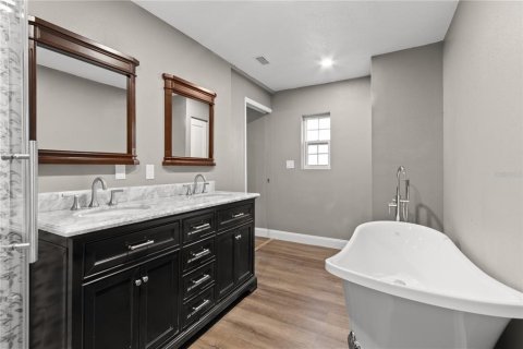 Villa ou maison à louer à Kissimmee, Floride: 3 chambres, 210.89 m2 № 1344615 - photo 22