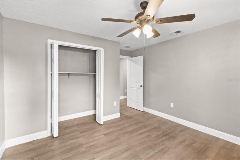 Villa ou maison à louer à Kissimmee, Floride: 3 chambres, 210.89 m2 № 1344615 - photo 26