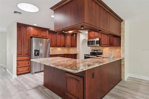 Villa ou maison à vendre à Apollo Beach, Floride: 3 chambres, 181.44 m2 № 1876092 - photo 10