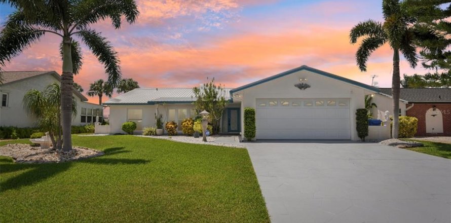 Villa ou maison à Apollo Beach, Floride 3 chambres, 181.44 m2 № 1876092