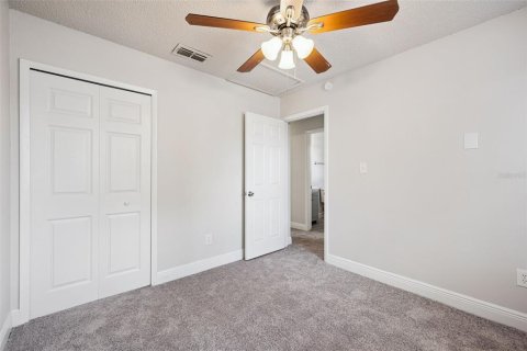 Villa ou maison à vendre à Orlando, Floride: 3 chambres, 112.13 m2 № 2347593 - photo 18