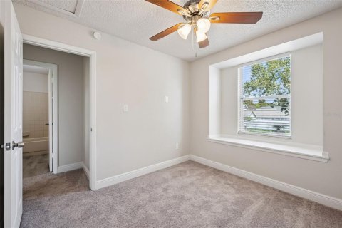 Villa ou maison à vendre à Orlando, Floride: 3 chambres, 112.13 m2 № 2347593 - photo 17