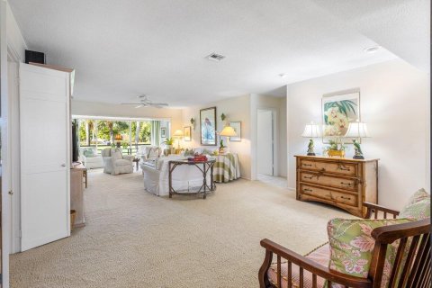Condo in Boynton Beach, Florida, 3 bedrooms № 2082209 - photo 6