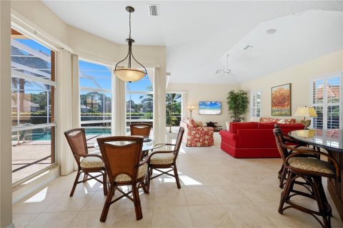 Villa ou maison à vendre à University Park, Floride: 4 chambres, 293.66 m2 № 2419222 - photo 5