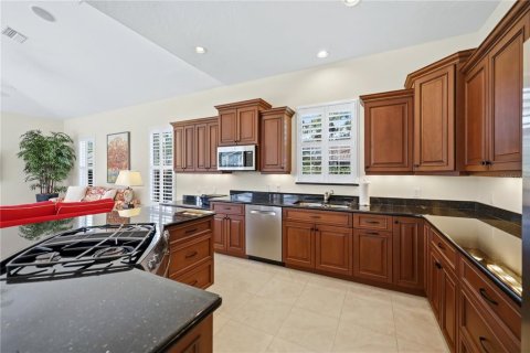 Villa ou maison à vendre à University Park, Floride: 4 chambres, 293.66 m2 № 2419222 - photo 2
