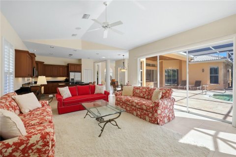 Villa ou maison à vendre à University Park, Floride: 4 chambres, 293.66 m2 № 2419222 - photo 9