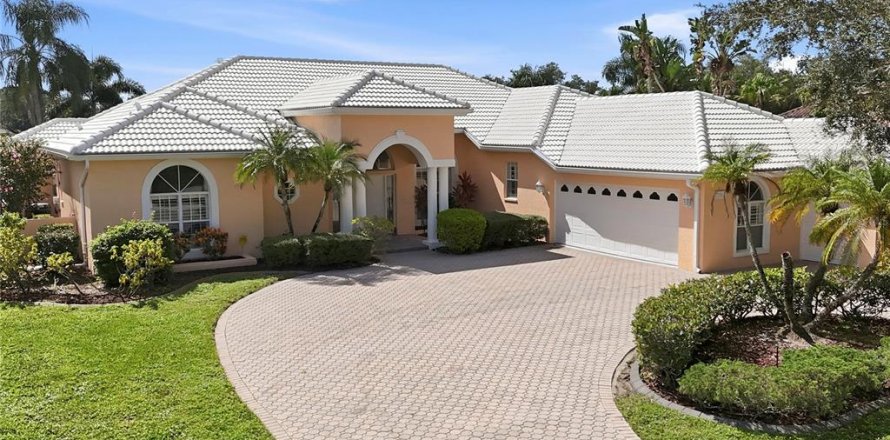 Villa ou maison à University Park, Floride 4 chambres, 293.66 m2 № 2419222