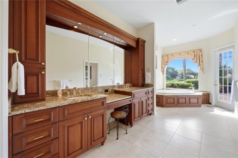 Villa ou maison à vendre à University Park, Floride: 4 chambres, 293.66 m2 № 2419222 - photo 14