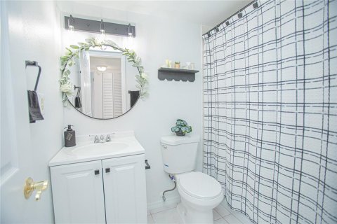 Condominio en venta en Kissimmee, Florida, 2 dormitorios, 81.01 m2 № 1519297 - foto 12