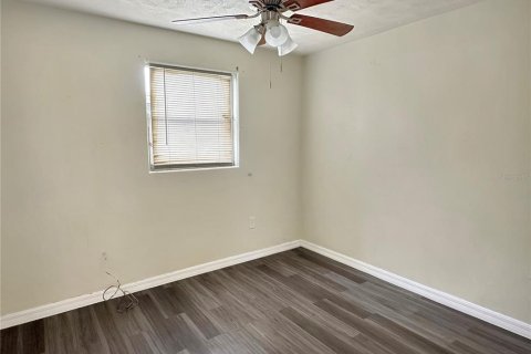 House in Sanford, Florida 3 bedrooms, 133.78 sq.m. № 1422478 - photo 9