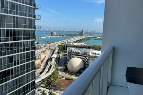 Condominio en venta en Miami, Florida, 1 dormitorio, 73.49 m2 № 1978533 - foto 14