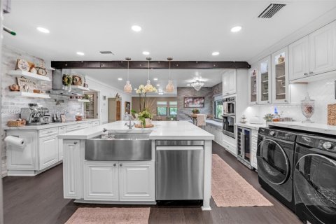 Villa ou maison à vendre à Homestead, Floride: 4 chambres, 187.01 m2 № 1935994 - photo 13