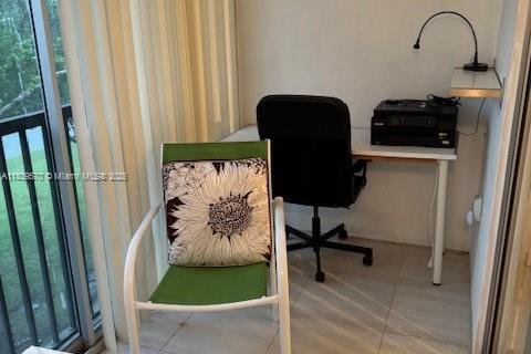 Condominio en venta en Pembroke Pines, Florida, 2 dormitorios, 112.13 m2 № 1831011 - foto 24