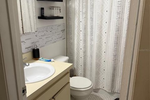 Condo in Orlando, Florida, 2 bedrooms  № 1560579 - photo 5