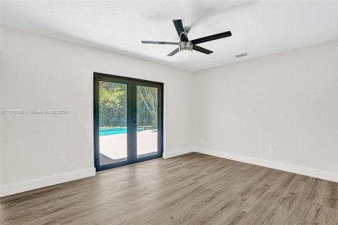 House in Lake Worth, Florida 3 bedrooms, 116.59 sq.m. № 1842854 - photo 23