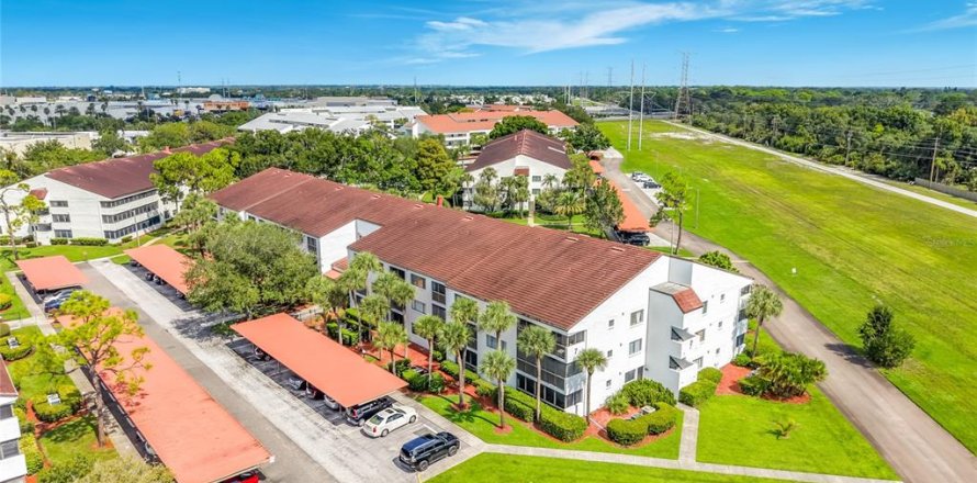 Condo à Clearwater, Floride, 2 chambres  № 2387309