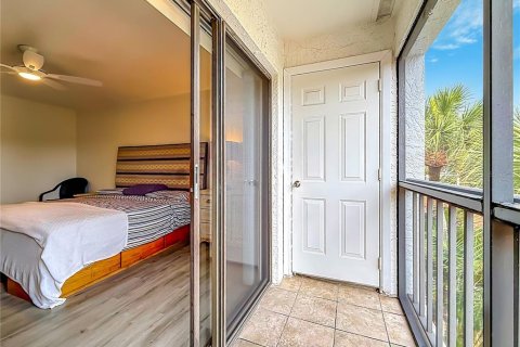 Copropriété à louer à Clearwater, Floride: 2 chambres, 101.73 m2 № 2387309 - photo 12