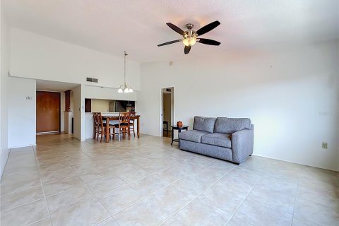 Copropriété à louer à Clearwater, Floride: 2 chambres, 101.73 m2 № 2387309 - photo 4