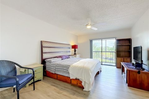 Copropriété à louer à Clearwater, Floride: 2 chambres, 101.73 m2 № 2387309 - photo 11