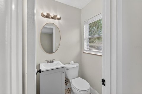 House in Tampa, Florida 3 bedrooms, 92.81 sq.m. № 2235577 - photo 17