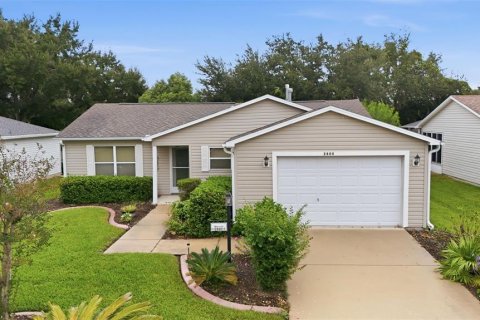 Villa ou maison à vendre à The Villages, Floride: 3 chambres, 115.2 m2 № 2406298 - photo 2