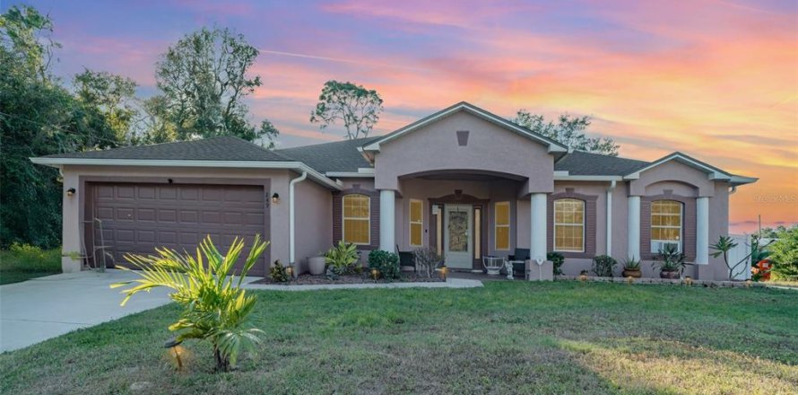 Villa ou maison à Port Charlotte, Floride 4 chambres, 209.49 m2 № 2136246