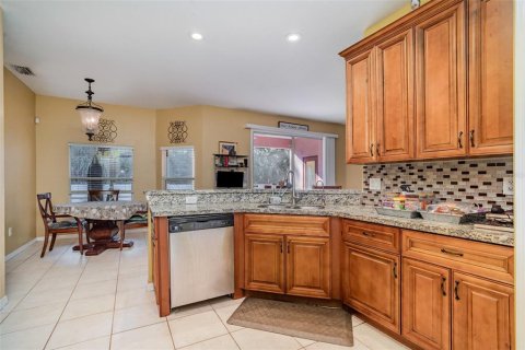 Villa ou maison à vendre à Port Charlotte, Floride: 4 chambres, 209.49 m2 № 2136246 - photo 12