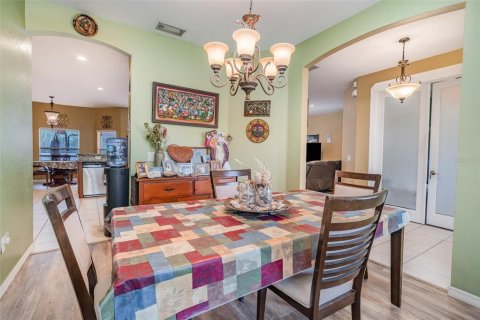 Villa ou maison à vendre à Port Charlotte, Floride: 4 chambres, 209.49 m2 № 2136246 - photo 8