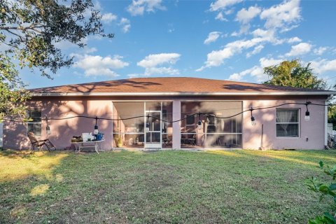 Villa ou maison à vendre à Port Charlotte, Floride: 4 chambres, 209.49 m2 № 2136246 - photo 29