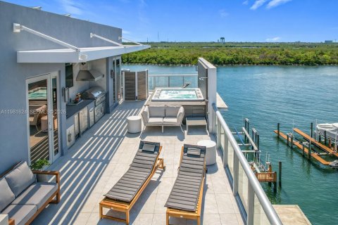 Adosado en venta en Hollywood, Florida, 3 dormitorios, 299.15 m2 № 2043572 - foto 20