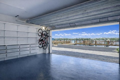 Adosado en venta en Hollywood, Florida, 3 dormitorios, 299.15 m2 № 2043572 - foto 24