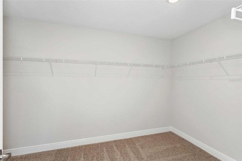 House in San Antonio, Florida 5 bedrooms, 282.52 sq.m. № 1677076 - photo 18