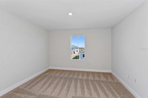 House in San Antonio, Florida 5 bedrooms, 282.52 sq.m. № 1677076 - photo 17