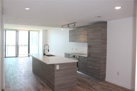 Copropriété à vendre à Miami, Floride: 2 chambres, 111.3 m2 № 1710918 - photo 1