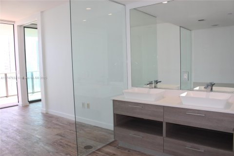 Copropriété à vendre à Miami, Floride: 2 chambres, 111.3 m2 № 1710918 - photo 7