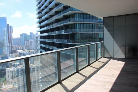 Copropriété à vendre à Miami, Floride: 2 chambres, 111.3 m2 № 1710918 - photo 8